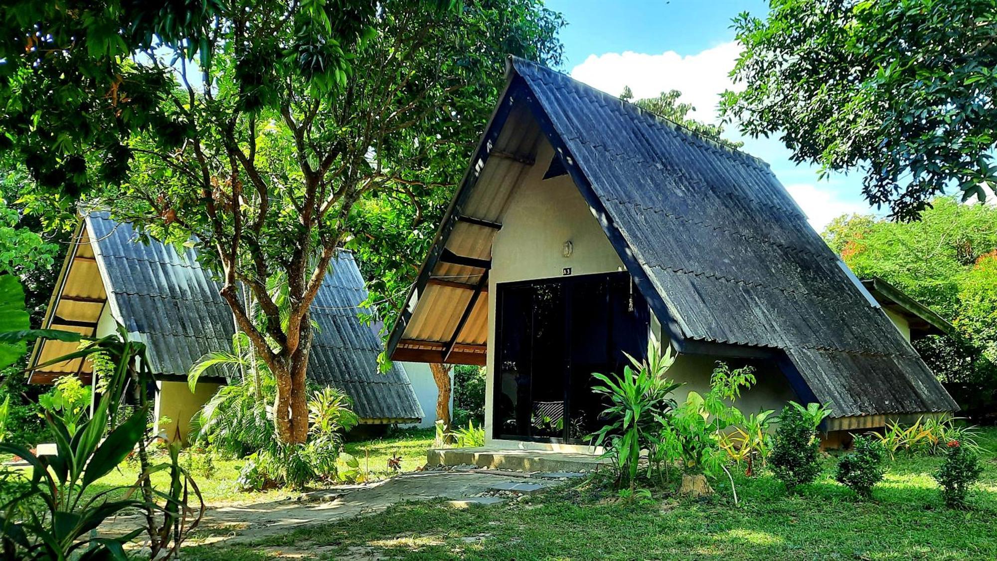 Cashewnut Tree Resort Koh Lanta Exterior photo